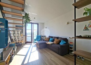 Three-room apartment Piazza del Seminatore, Sedriano - photo 2