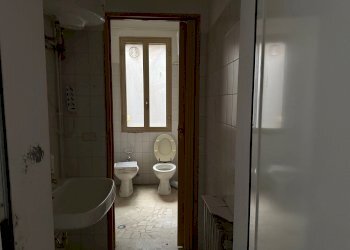 Negozio Castel San Pietro Terme - foto 13