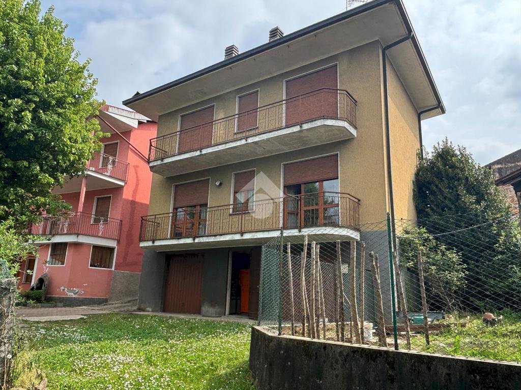 Independent house Via montello, Divignano - photo 1
