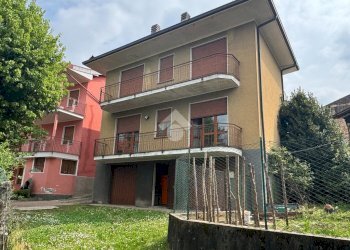 Independent house Via montello, Divignano - photo 1