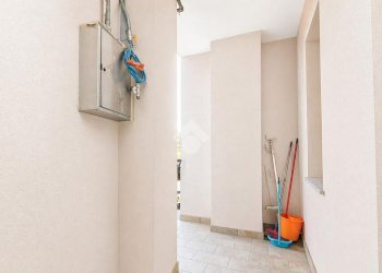 Two-room apartment Via Francesco Crispi, Bra - photo 4