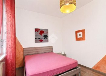 Two-room apartment Via Francesco Crispi, Bra - photo 12