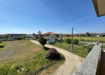 Three-family Villa Via Strera, Oleggio - photo 18