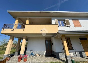 Three-family Villa Via Strera, Oleggio - photo 35