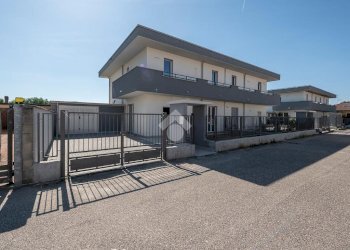 Porzione di casa Via Cerro Maggiore, Rescaldina - foto 1