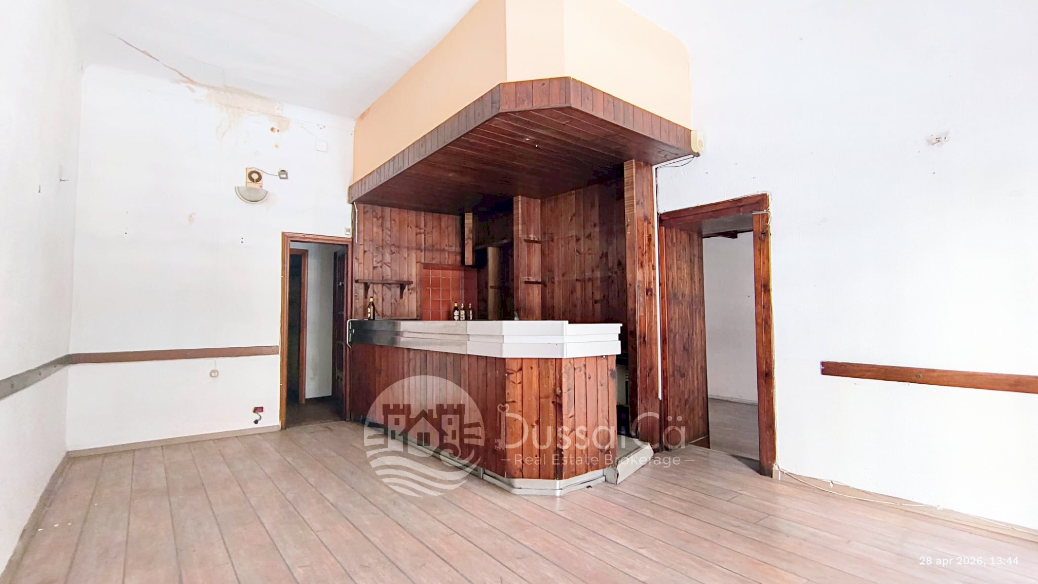 Locale Commerciale Via Patrioti Martiri, 26-28, Dolceacqua - foto 3