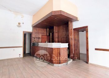 Locale Commerciale Via Patrioti Martiri, 26-28, Dolceacqua - foto 3