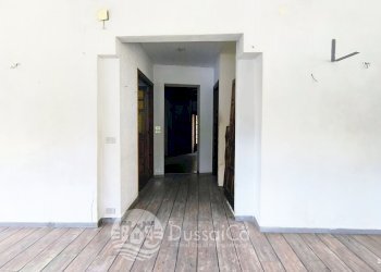 Locale Commerciale Via Patrioti Martiri, 26-28, Dolceacqua - foto 20