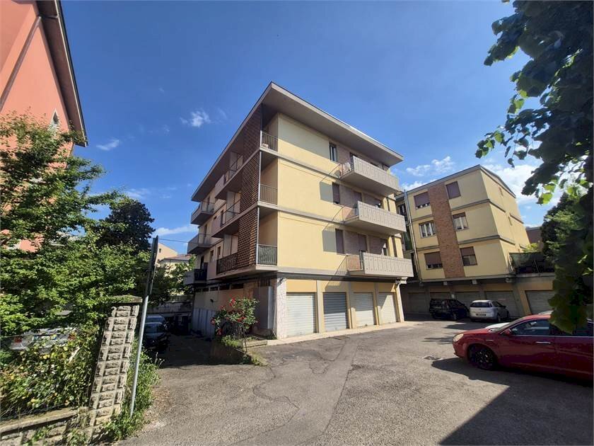 Three-room apartment Modena (neighborhood Circoscrizione 1) - photo 1