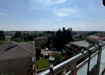 Three-room apartment Vimercate - photo 11
