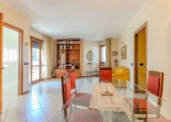 Three-room apartment Lissone - photo 1