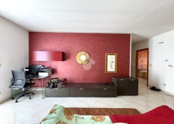 Portion of a house Vicolo Pietro Micca, La Loggia - photo 8