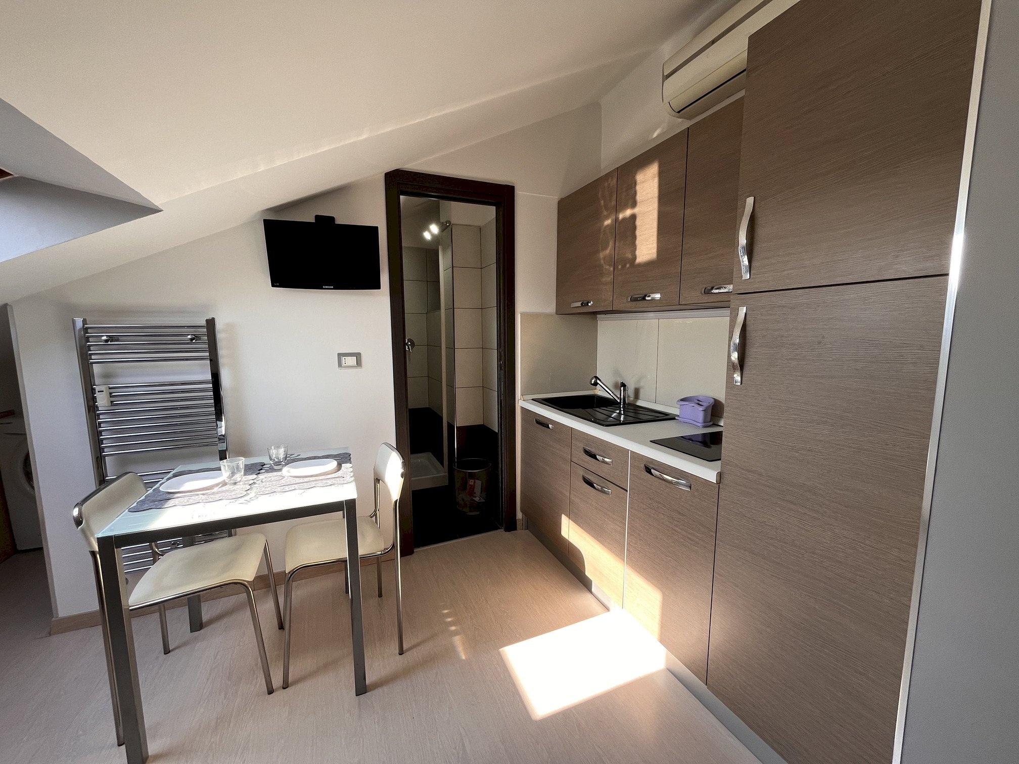 Attic Alba - photo 1