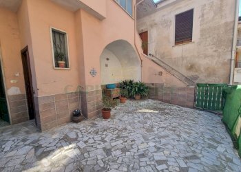 Foto 2 - Casa semi indipendente corso Pietro Ascolese, Montoro - foto 2