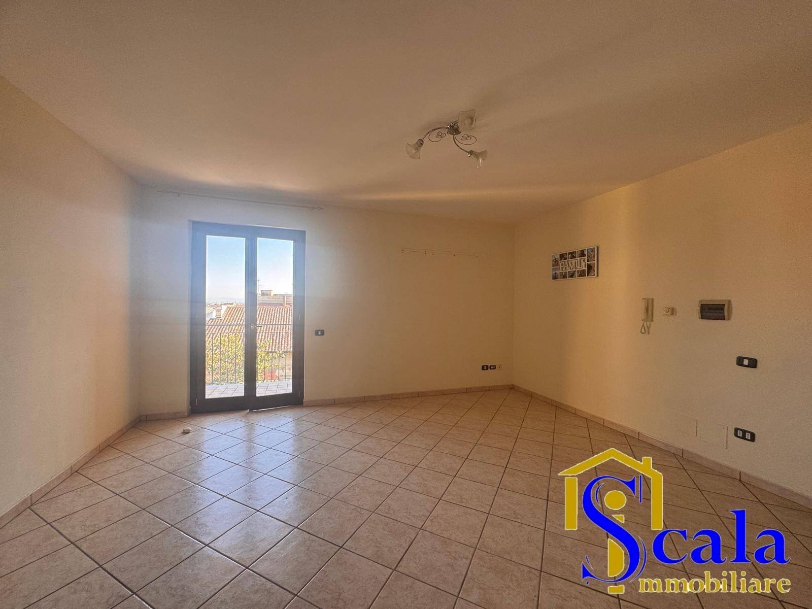 Foto 3 - Four-room apartment VIA MARCONI, Vitulazio - photo 3