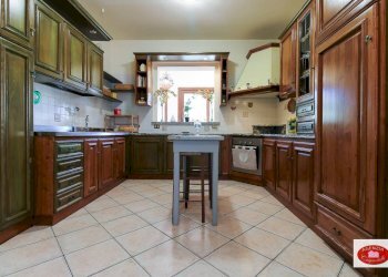 Cucina a vista - Villa Via G.B.Parodi
 
26, Stella - photo 15