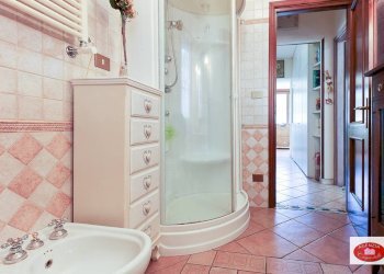 Particolare box doccia - Villa Via G.B.Parodi
 
26, Stella - photo 21