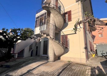 Foto 1 - Casa indipendente VIA COLLE DELL'ARA
 
101, Chieti - foto 1