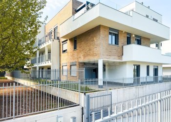 Foto 1 - Three-room apartment Via De Gasperi
 
27, Monza - photo 1