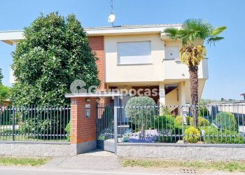 Foto 3 - Semi-detached house Via Raffaello Sanzio
 
28, Inveruno - photo 3