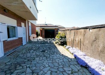 Foto 10 - Semi-detached house Via Raffaello Sanzio
 
28, Inveruno - photo 10