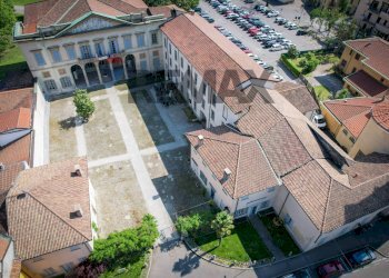 Vista dall\'alto esterna - Commercial Premises Vanzago - photo 1