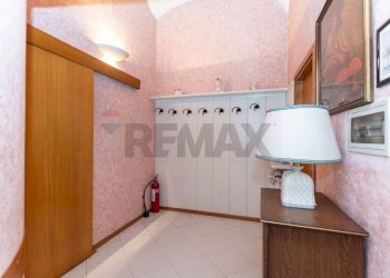 Disimpegno - Commercial Premises Vanzago - photo 10