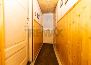 Hall / corridoio - Commercial Premises Vanzago - photo 28