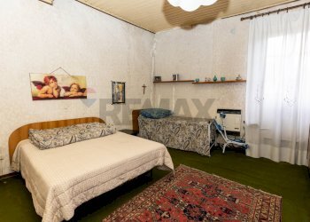 Camera / camera da letto - Commercial Premises Vanzago - photo 32