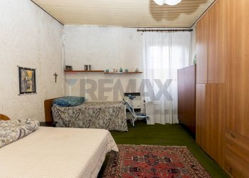 Camera / camera da letto - Commercial Premises Vanzago - photo 33