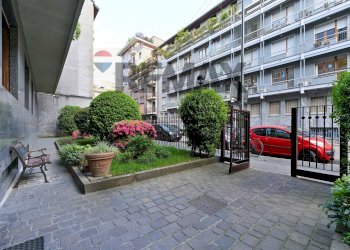 Edificio all\'aperto - Ufficio Via Carlo Goldoni
 
2, Milano - foto 28