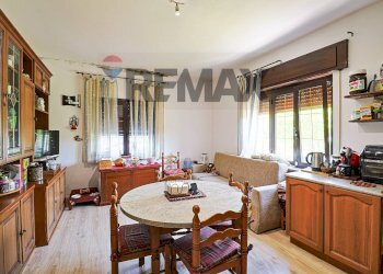 Sala da pranzo - Three-room apartment Via Avanzini
 
4, Brenta - photo 11