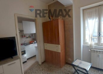 Camera / camera da letto - Two-room apartment VIA DELLE MEDAGLIE D'ORO
 
31, Varese - photo 6