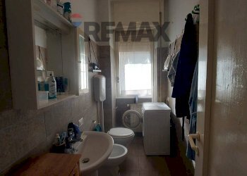 Bagno - Two-room apartment VIA DELLE MEDAGLIE D'ORO
 
31, Varese - photo 13