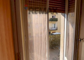 Camera / camera da letto - Two-room apartment VIA DELLE MEDAGLIE D'ORO
 
31, Varese - photo 17