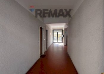 Hall / corridoio - Two-room apartment VIA DELLE MEDAGLIE D'ORO
 
31, Varese - photo 20