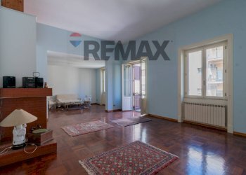 Soggiorno - Appartamento Via Mariano Stabile
 
24, Palermo - foto 3