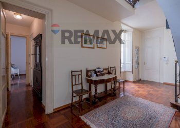 Ingresso - Appartamento Via Mariano Stabile
 
24, Palermo - foto 10