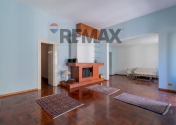 Soggiorno - Appartamento Via Mariano Stabile
 
24, Palermo - foto 36