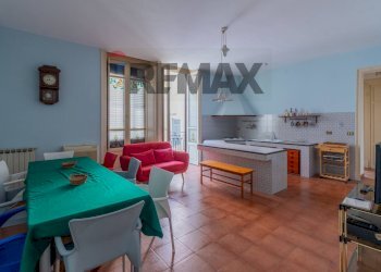 Sala da pranzo - Appartamento Via Mariano Stabile
 
24, Palermo - foto 37