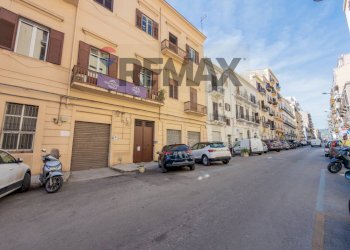 Edificio all\'aperto - Appartamento Via Mariano Stabile
 
24, Palermo - foto 39