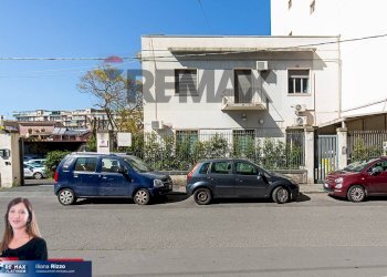 Edificio all\'aperto - Locale Commerciale via riccardo quartararo
 
6, Catania - foto 26