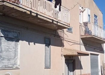 Edificio all\'aperto - Casa semi indipendente Contrada Sant'Ippolito
 
snc, Caltagirone - foto 2