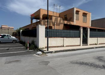 Edificio all\'aperto - Independent house Via Mezzasalma, Rometta - photo 4