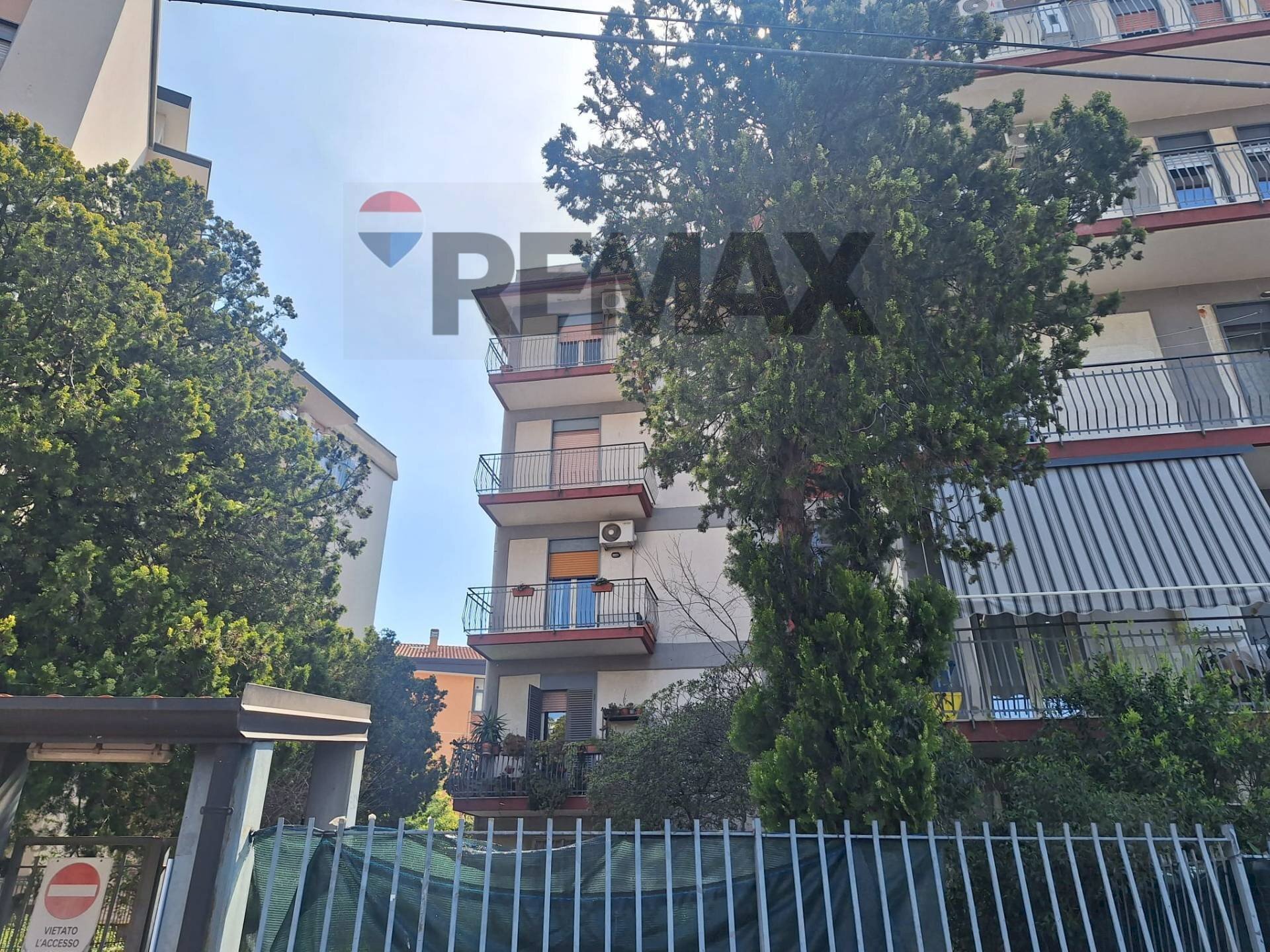 Edificio all\'aperto - Trilocale Via Eugenio Di Mattei
 
5, Gravina di Catania - foto 1