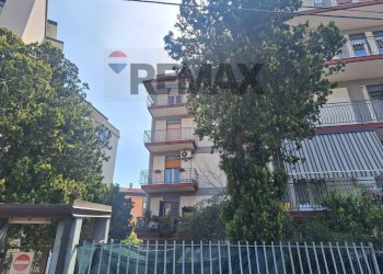 Edificio all\'aperto - Trilocale Via Eugenio Di Mattei
 
5, Gravina di Catania - foto 1