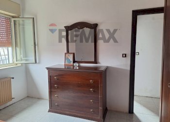 Bagno - Trilocale Via Eugenio Di Mattei
 
5, Gravina di Catania - foto 9