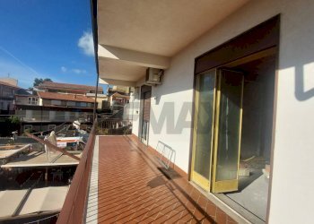 Balcone - Three-room apartment Corso Ara di Giove
 
273, Pedara - photo 15