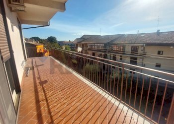 Balcone - Three-room apartment Corso Ara di Giove
 
273, Pedara - photo 16