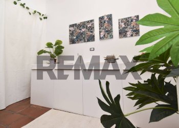 Dettagli - Semi-detached house Vicolo Della Salute
 
5, Catania - photo 11